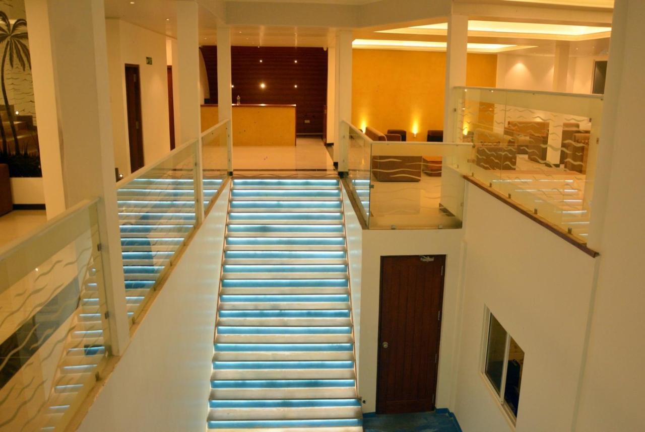 Beach Corridor Hotel & Spa With Free Airport Shuttle Negombo Eksteriør billede
